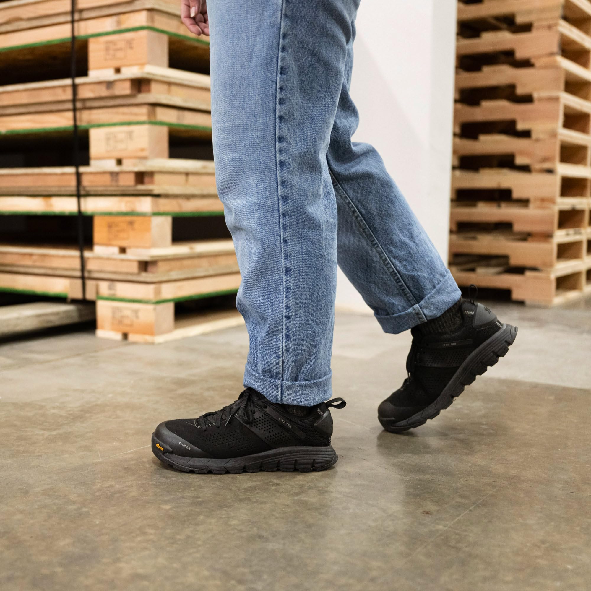 Danner Lead Time Zapatos de trabajo NMT con punta compuesta de 3" para mujer, Negro -