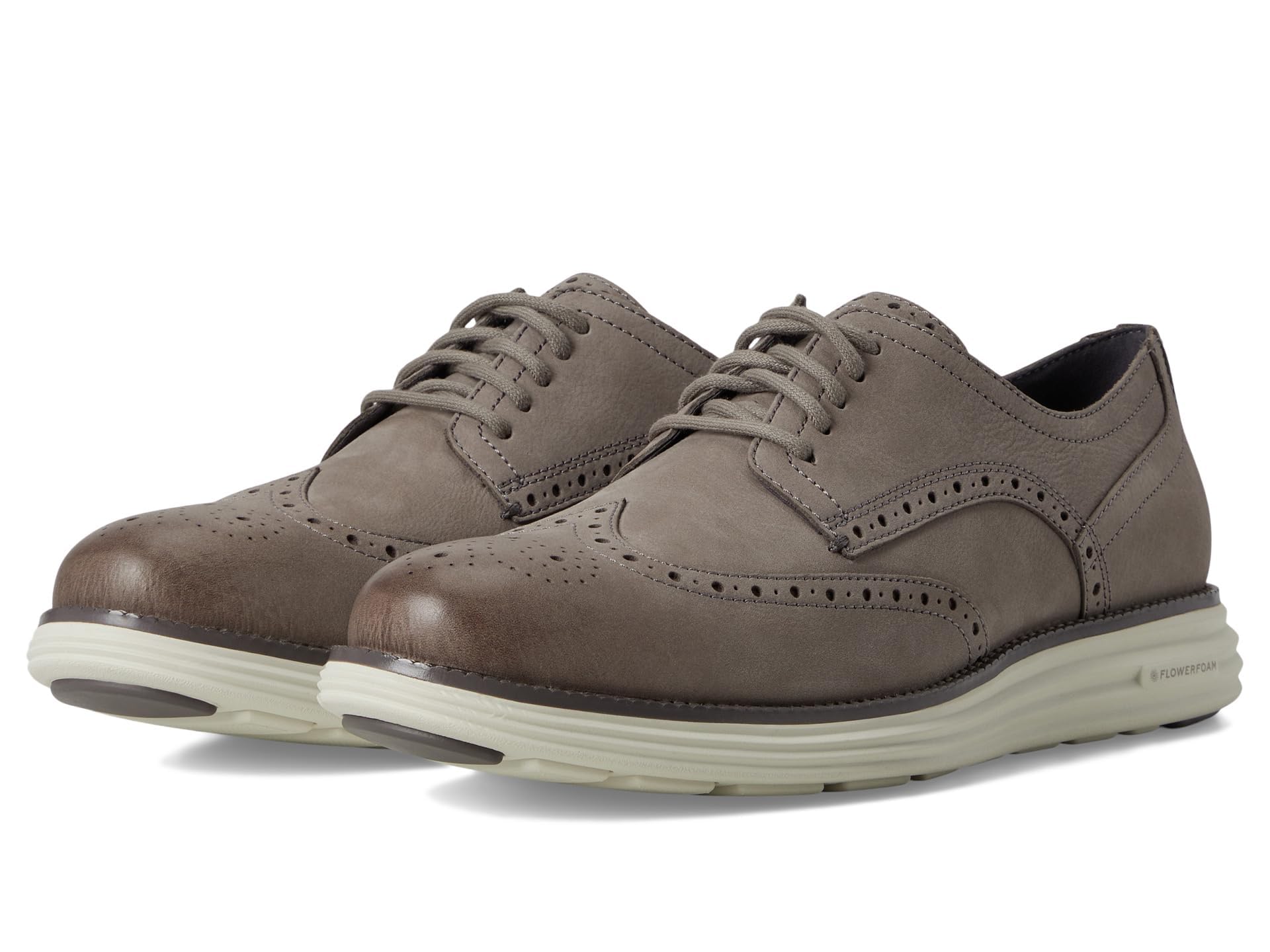 Cole Haan Original Grand Remastered Wing Tip Titanio Nubuck/Abedul plateado 7.5 Media