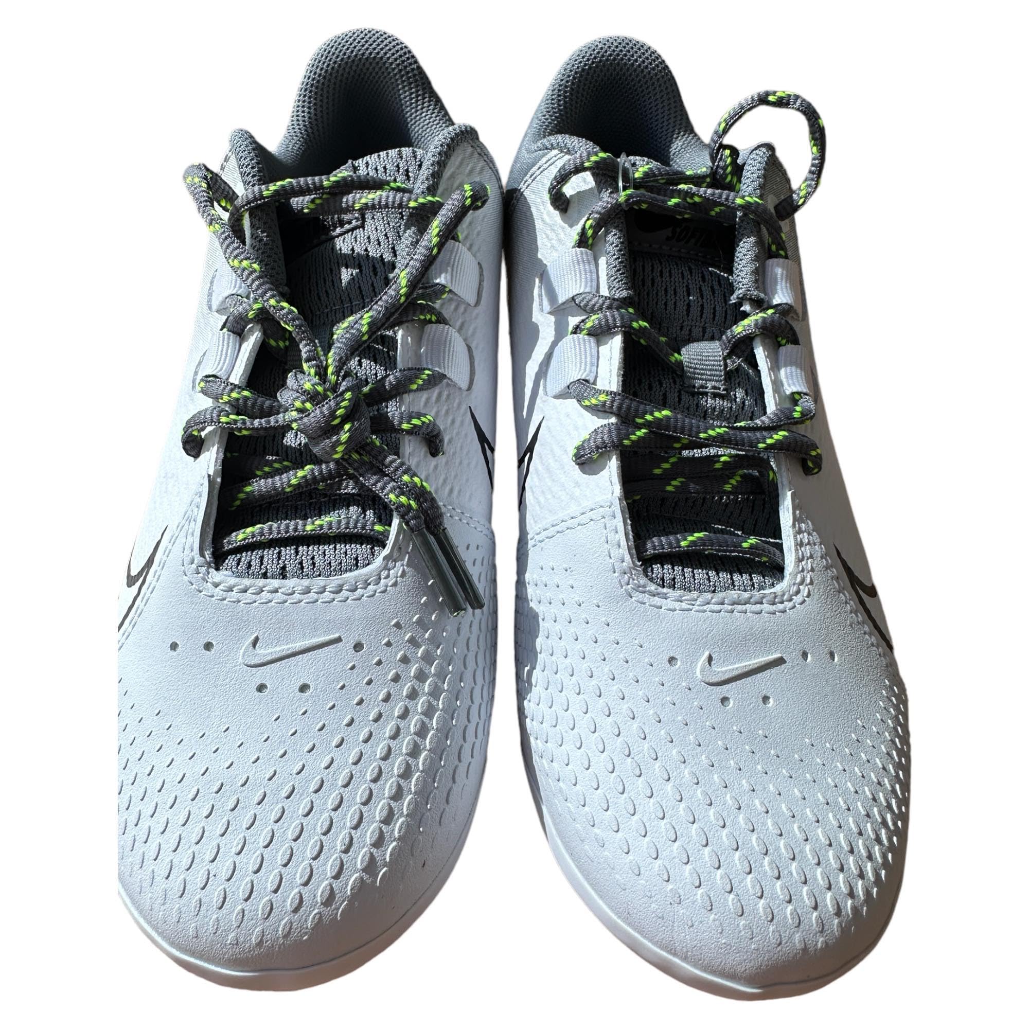 Nike Hyperdiamond 4 - Tacos de softbol para mujer con púas de metal
