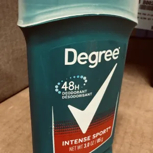 Desodorante Degree Fresh para hombres - Deporte intenso - 3 oz