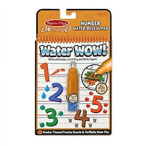 Melissa y Doug en movimiento Agua ¡Guau! Almohadilla de actividades reutilizable que revela agua - Números