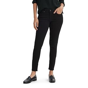 Levi's(R) 711 Flaco Suave Negro 24 28