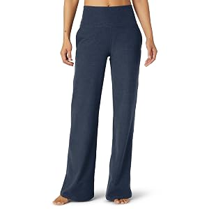 Beyond Yoga Spacedye Laid Back Pantalones de pierna ancha Nocturnal Navy LG (EE. UU. Mujer 10-1)