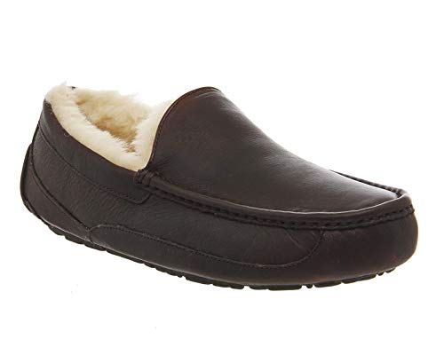 Zapatilla Ascot UGG para hombre; Ante negro descatalogado; 18