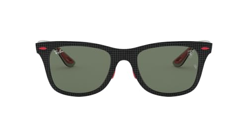 Gafas de sol Ray-Ban Unisex RB8395M Colección Scuderia Ferrari cuadradas, Carbono Mate