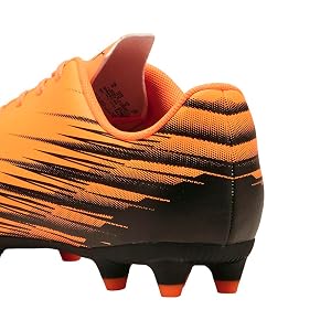 Tachón de Fútbol Puma para Hombre ATTACANTO Firm, Terreno Artificial, Heat Fire-Puma Black